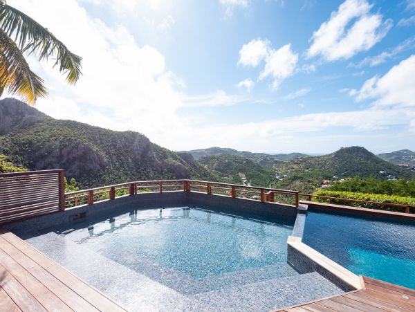 St. Barts Home 985753