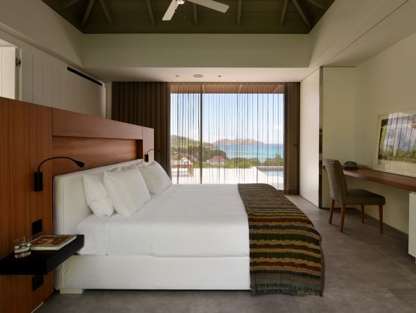 St. Barts Home 985755