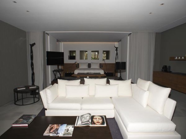 St. Barts Home 985756