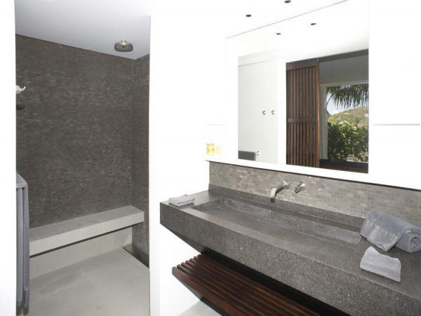 St. Barts Home 985756