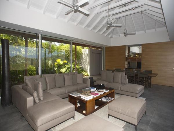 St. Barts Home 985756