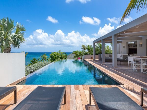 St. Barts Home 985757