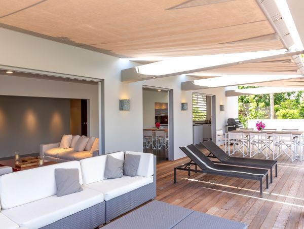 St. Barts Home 985757