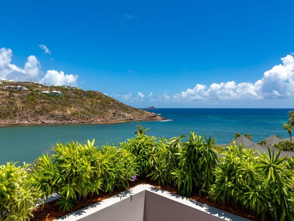 St. Barts Home 985757