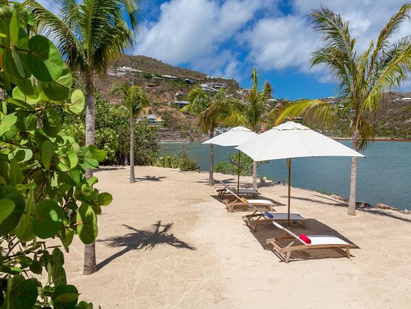 St. Barts Home 985757