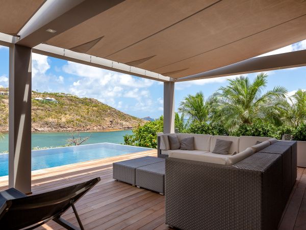 St. Barts Home 985757