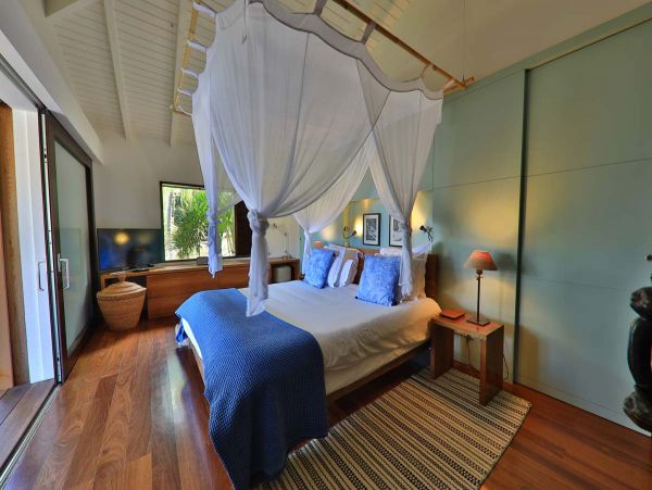 St. Barts Home 985761