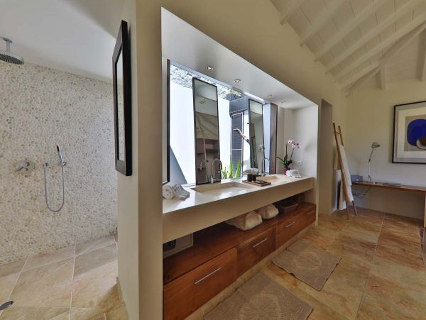 St. Barts Home 985761