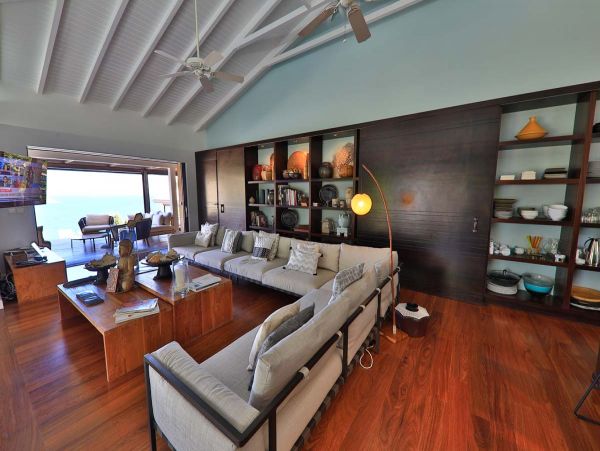 St. Barts Home 985761