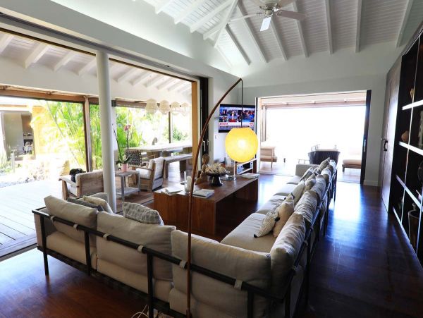 St. Barts Home 985761