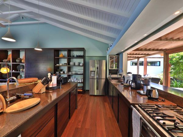 St. Barts Home 985761