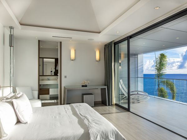 St. Barts Home 985762