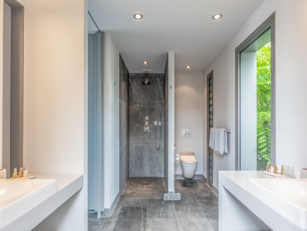 St. Barts Home 985763