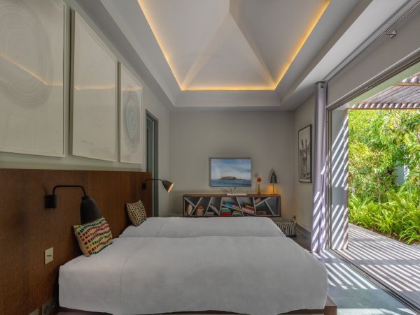 St. Barts Home 985763