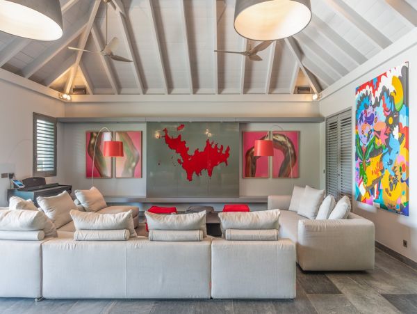 St. Barts Home 985763