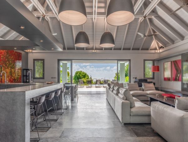 St. Barts Home 985763