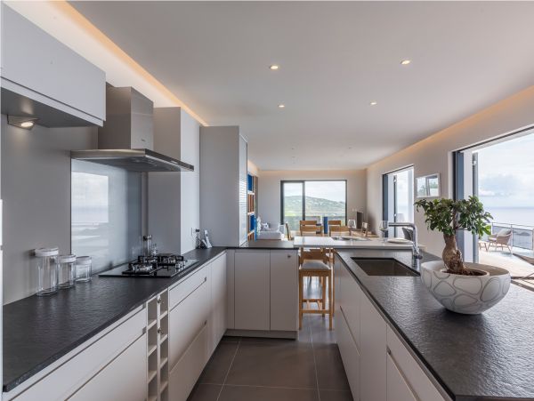 St. Barts Home 985764