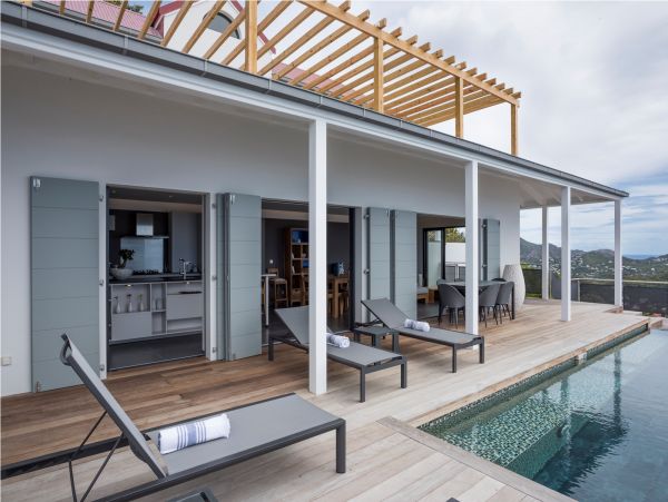 St. Barts Home 985764