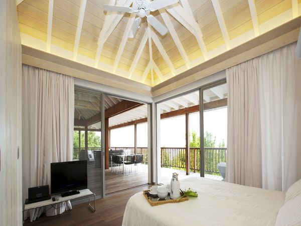 St. Barts Home 985766