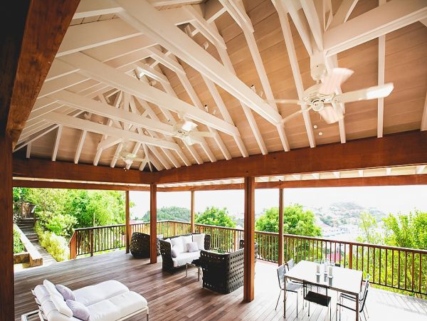 St. Barts Home 985766