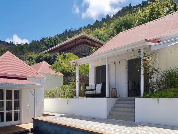 St. Barts Home 985766
