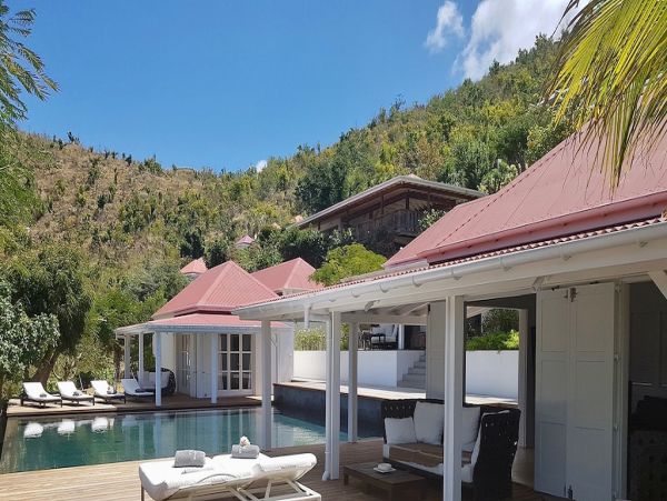 St. Barts Home 985766