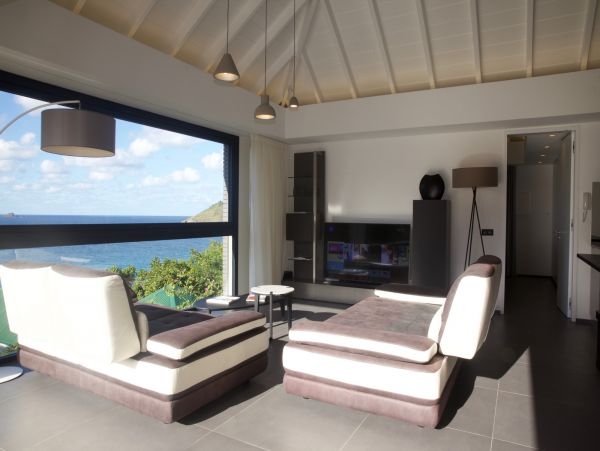 St. Barts Home 985767