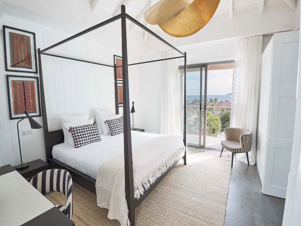 St. Barts Home 985769