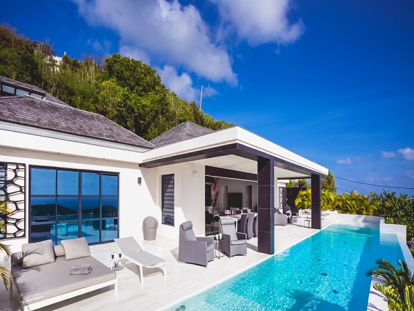 St. Barts Home 985770