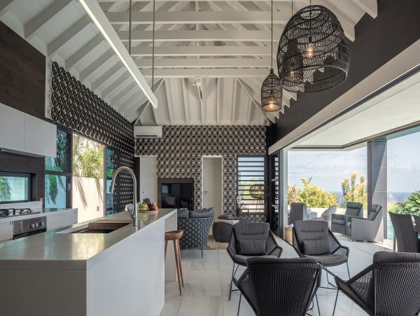 St. Barts Home 985770