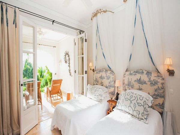 St. Barts Home 985771