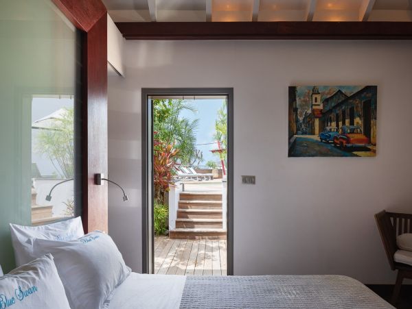 St. Barts Home 985772