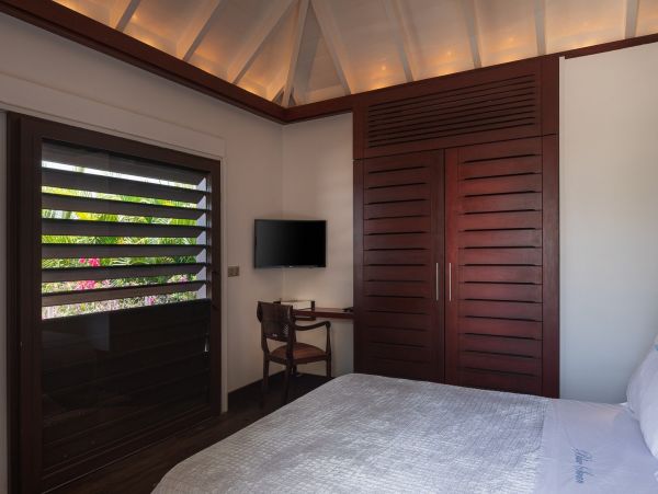 St. Barts Home 985772