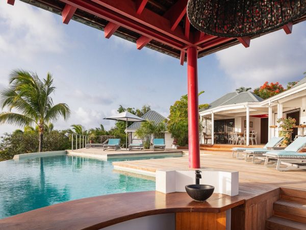 St. Barts Home 985772