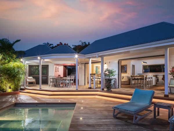 St. Barts Home 985772