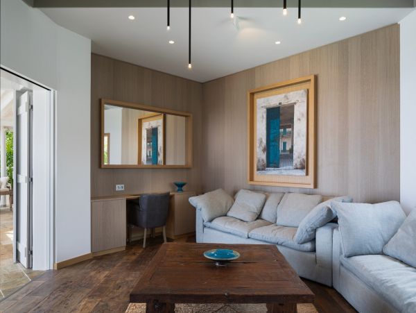 St. Barts Home 985772