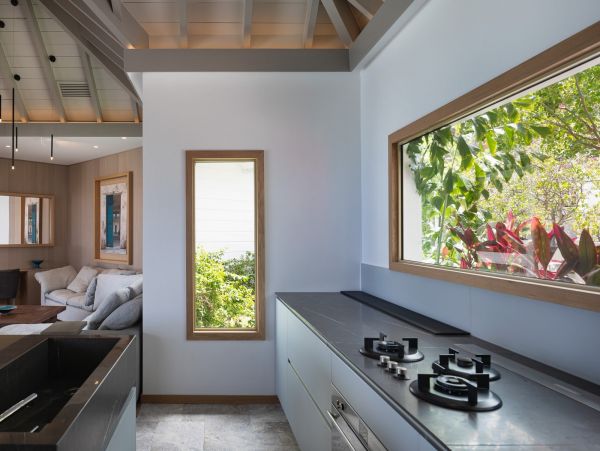 St. Barts Home 985772