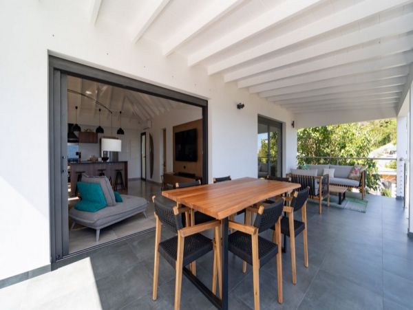 St. Barts Home 985773