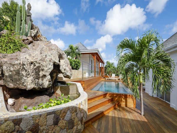 St. Barts Home 985774