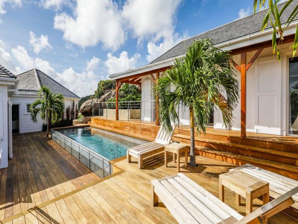 St. Barts Home 985774