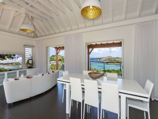 St. Barts Home 985774