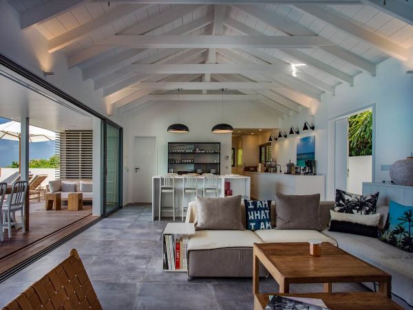 St. Barts Home 985775