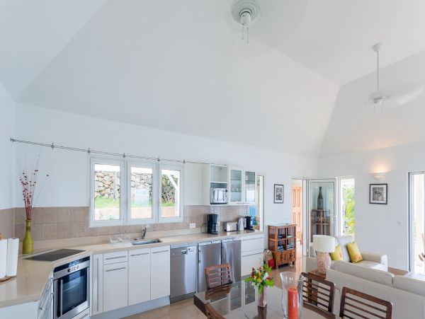 St. Barts Home 985776