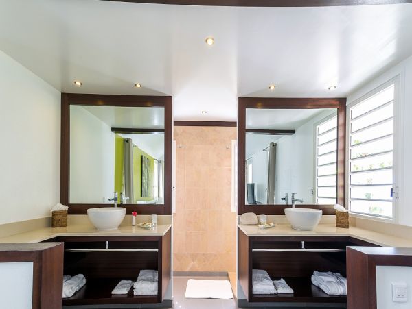 St. Barts Home 985776