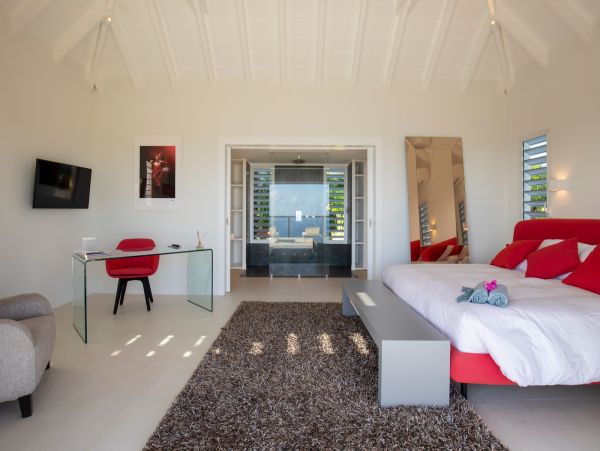 St. Barts Home 985777