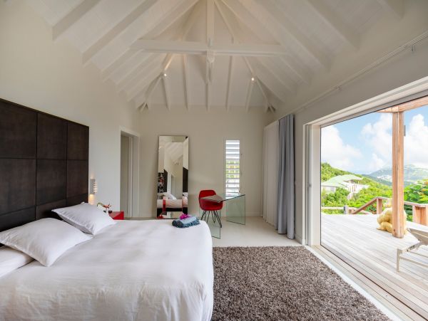 St. Barts Home 985777