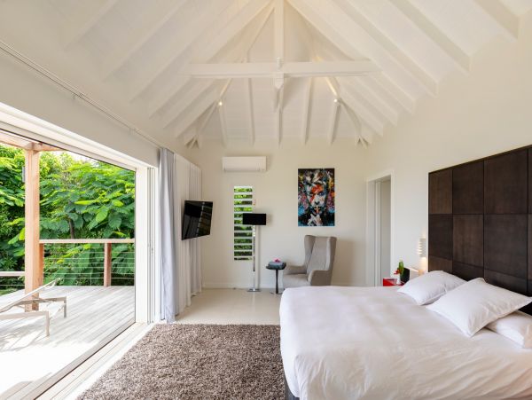 St. Barts Home 985777