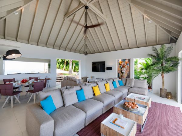 St. Barts Home 985777