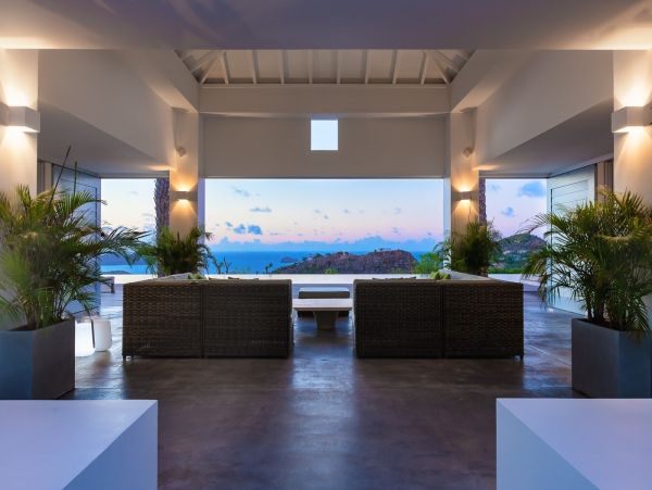 St. Barts Home 985779