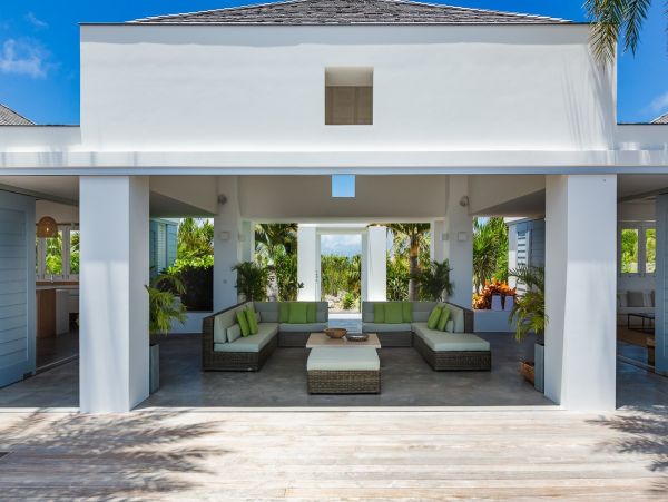 St. Barts Home 985779